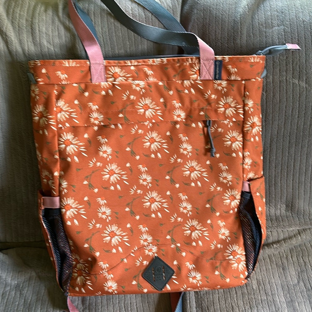 (R)evolution™ 25L Convertible Carryall
